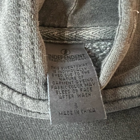 Vague Streetwear Grey Angel Hoodie - Picture 3 of 8